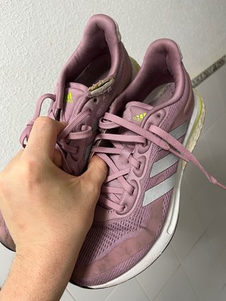 Zapatillas Adidas Supernova Rosas y Grises
