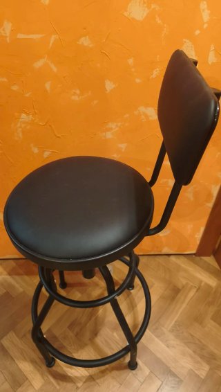 Taburete giratorio con respaldo