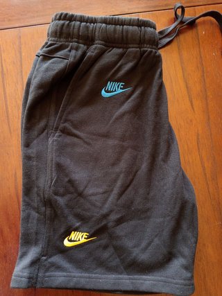 Pantalón corto Nike multicolor