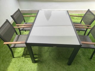 Mesa extensible terraza y 4 sillas a juego