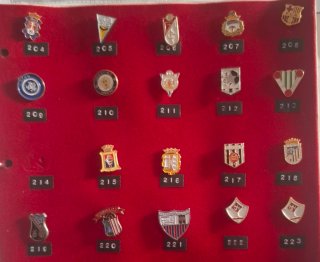 Pins Equipos de Fútbol por unidad