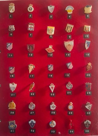 Pins Equipos de Fútbol por unidad