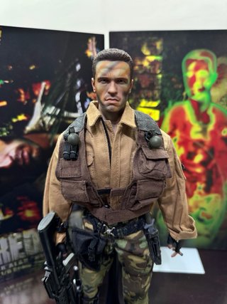 Figura Hot Toys Alan Dutch Predator 1/6