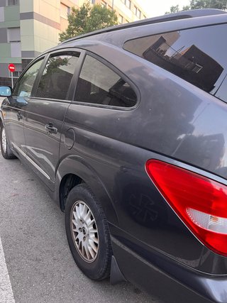 SsangYong Rodius 2006