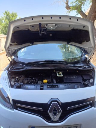 Renault Grand Scenic 2013