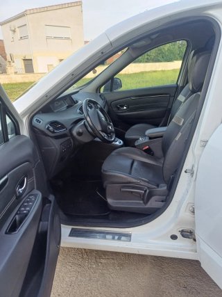Renault Grand Scenic 2013
