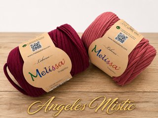 Ovillos de trapillo granate y rosa