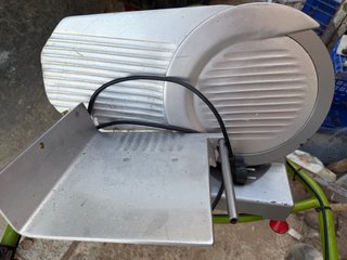 Cortadora de fiambre profesional