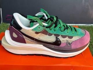 Nike Sacai Verde Púrpura