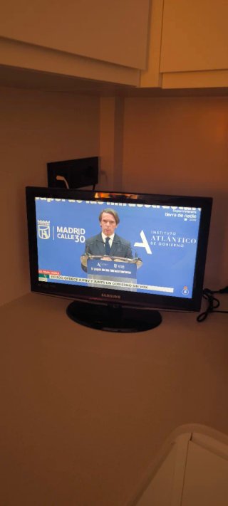 Televisor Samsung Negro