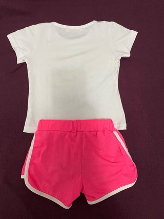 Set 2 completi bambina t-shirt/shorts taglia 36m