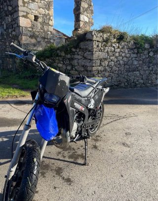 Rieju SMX Supermotard Negra y Azul