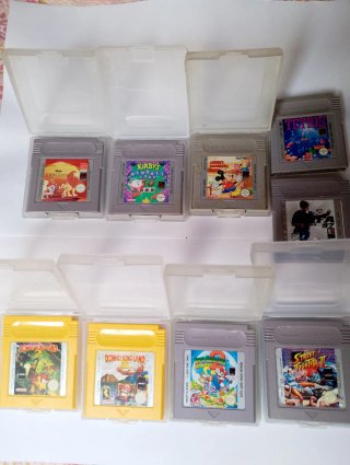 Nintendo Game Boy Rojo + 9 juegos