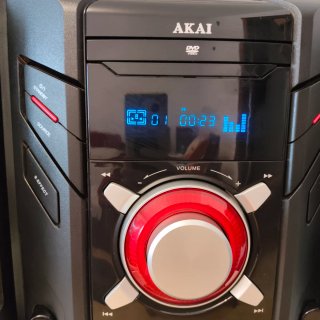 Minicadena Akai Negra