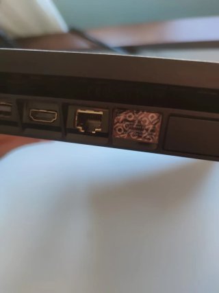 PS4 Slim Negra + 10 Juegos PS4