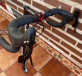 Bicicleta de carretera carbono Goka