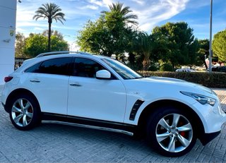 Infiniti FX30d S premium 2012