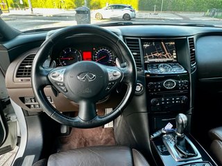 Infiniti FX30d S premium 2012
