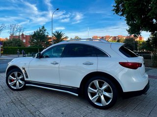 Infiniti FX30d S premium 2012