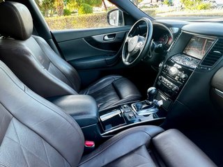 Infiniti FX30d S premium 2012
