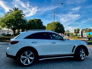 Infiniti FX30d S premium 2012