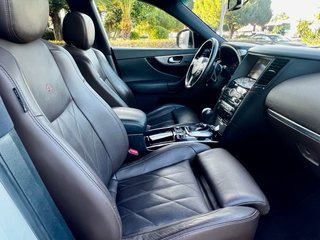 Infiniti FX30d S premium 2012