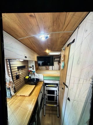Furgoneta Camperizada Ford