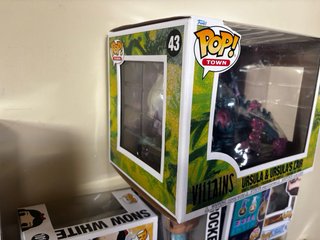 Funko Pop! Disney Ursula & Ursula's Lair 43