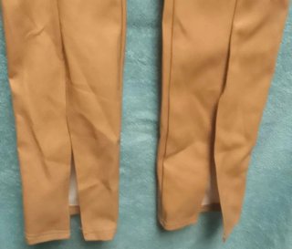 Leggings Boohoo beige nuevos con etiqueta