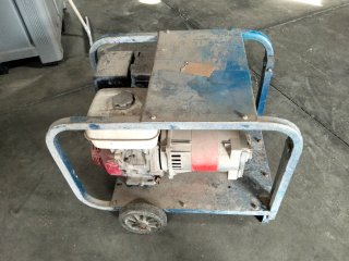 Grupo electrógeno honda 9.0