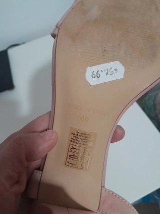 Sandalias ASSYO rosa volante