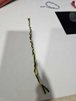 Pulseras hechas a mano