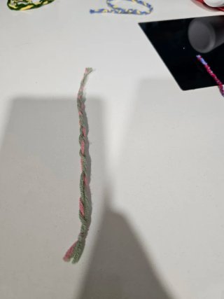 Pulseras hechas a mano