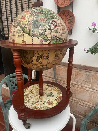 Botellero Globo Terráqueo Madera
