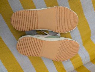 Zapatillas Feiyue verdes y beige