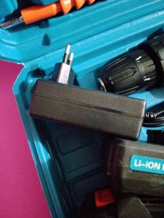 Taladro Atornillador Percutor 21V + Baterías