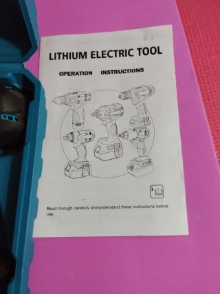 Taladro Atornillador Percutor 21V + Baterías