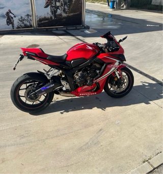 Honda CBR650R Roja