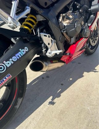 Honda CBR650R Roja