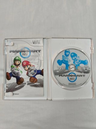Mario Kart Wii + Regalo 2 Volantes