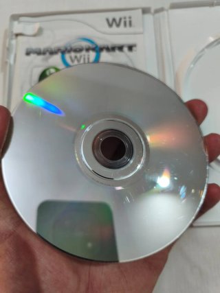 Mario Kart Wii + Regalo 2 Volantes