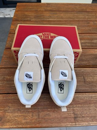 Vans Knu Skool Bege e Branco - Tamanho 42