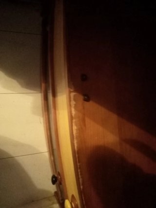Armario de madera macizo con 2  cajones