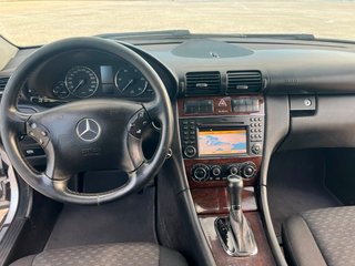 Mercedes-Benz Clase C 2005