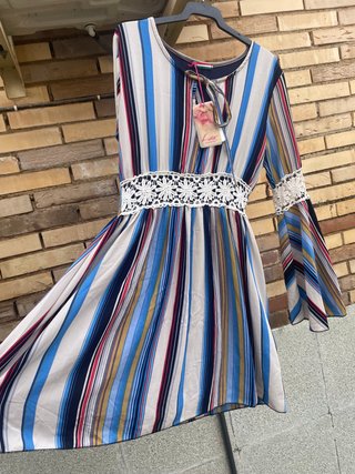 Vestido NUEVO de rayas multicolor