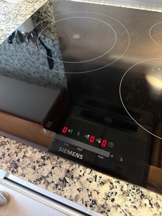 Vitrocerámica y Horno Siemens