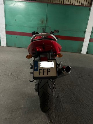 Hyosung GT 250R Roja - Moto Deportiva