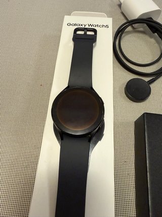 Samsung galaxy S23 Blanco + galaxy Watch 5
