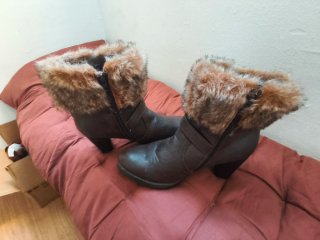 Botines marrones con pelo