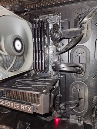 PC Gaming Intel i5 12400F RTX 3060 Ti 32GB DDR5